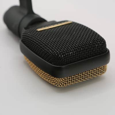Sennheiser MD 409 U3 - Vintage with badge image 4