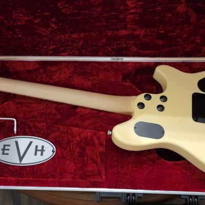 EVH Wolfgang USA Left-Handed with Maple Fretboard, Floyd Rose, Chrome Hardware 2010s - Vintage White image 2