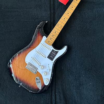Fender Vintera II '50s Stratocaster with Maple Fretboard 2-Color Sunburst #MX23114420 / 7lbs. 6.2oz image 1