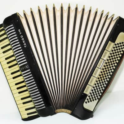 Hohner Tango VM Accordian made in Germany Original Piano Accordion, incl. New Straps Soft Case, Quality Concert Accordion, 2386, Amazing Rich Sound image 3