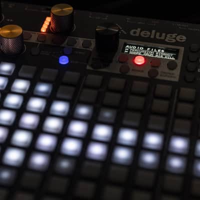 Synthstrom Deluge Portable Synthesizer Sequencer Sampler image 6
