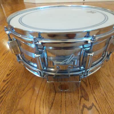 Rogers Vintage Dynasonic chrome over brass snare drum 1970s with snare rail - excellent image 9