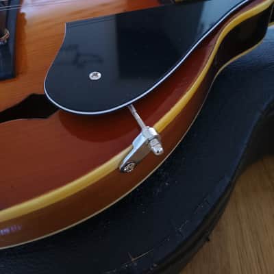 Herman Carlson Levin Archtop Mandolin (1945) – Exceptional Vintage Scandinavian Craftsmanship + Original Case image 8