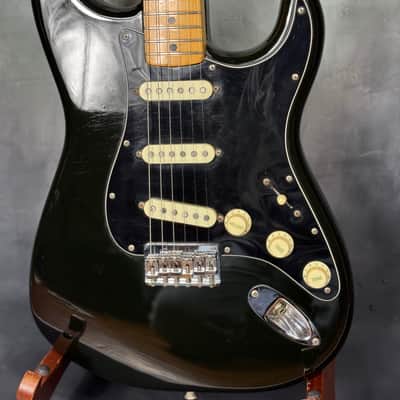 Fender Stratocaster Hardtail with 3-Bolt Neck, Maple Fretboard 1971 - 1977 - Black image 2