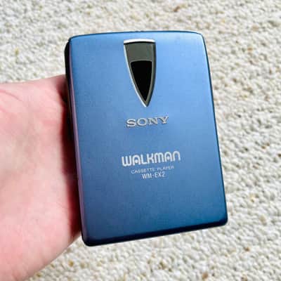 Sony WM-EX2 Walkman Cassette Player, Excellent Rare Blue ! Working ! image 12