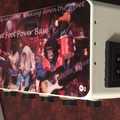 Iso Base - 9V x 8 Isolated Outlet Power Supply 9 Volt - HANDMADE IN USA by sweetfootpedals image 4