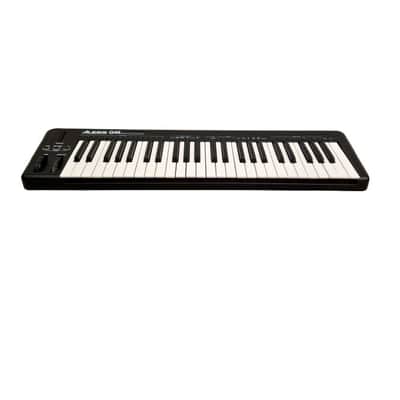Alesis Q49 - Fair