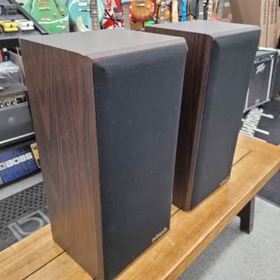 Polk Monitor Seiers 5 bookshelf speakers 1980s - Walnut image 3