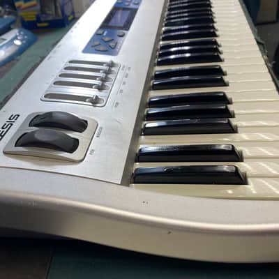 Alesis QS 6.2 image 8