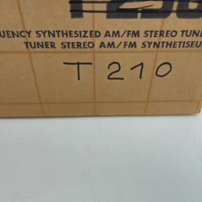 Luxman - T-210L- FM/LW/MW Stereo Tuner - In Box image 11