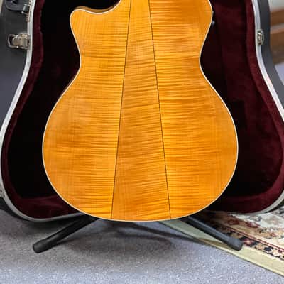 2000 Taylor 614ce with Fishman Electronics - Natural image 8