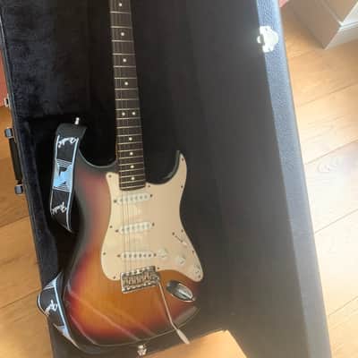 Fender Stratocaster USA Highway One 3 tons Sunburst 2005 - 3 tons Sunburst image 1