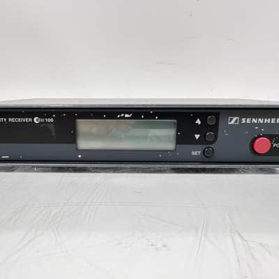 Sennheiser EM 100 Wireless Receiver - 518-550 MHz image 3