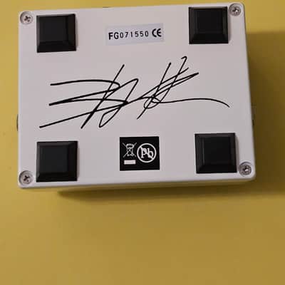 Red Witch Fuzz God II - White image 3