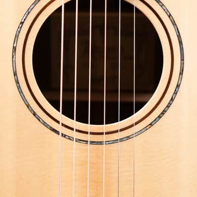 Alvarez Yairi FY70ce Acoustic/Electric Guitar with Hardshell Case image 13