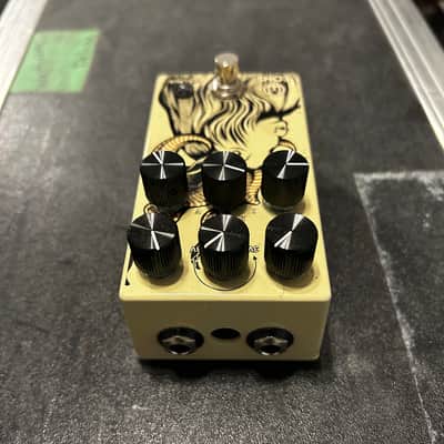 Walrus Audio Eons Five-State Fuzz Goat image 3