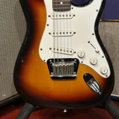 Fender XII 12-String Stratocaster Made in Japan- Fujigen- 1994-1995 3-Tone Sunburst image 2