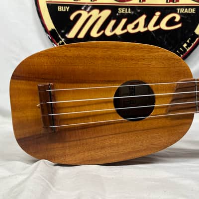 Kamaka Pineapple Soprano Ukulele with Case - SPLIT IN BACK OF BODY image 3