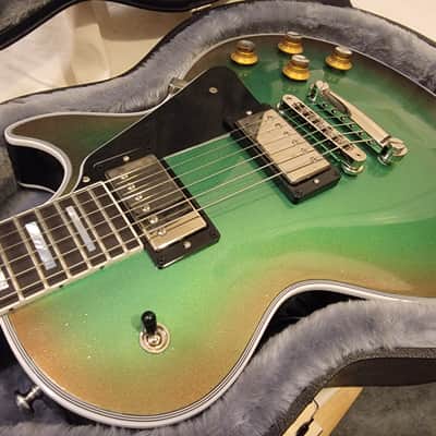 Gibson Les Paul Custom 4 of 5 2021 Vintage Holiday Green / Red Metal Flake image 4