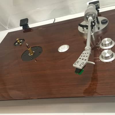 Akai BT500 Belt-Drive Bluetooth Turntable image 16