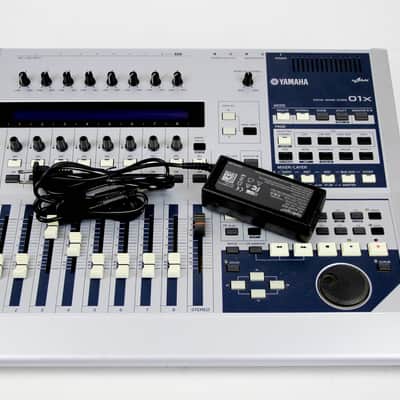 Yamaha 01X - 28 Channel Mixing Digital Mixing Studio new power