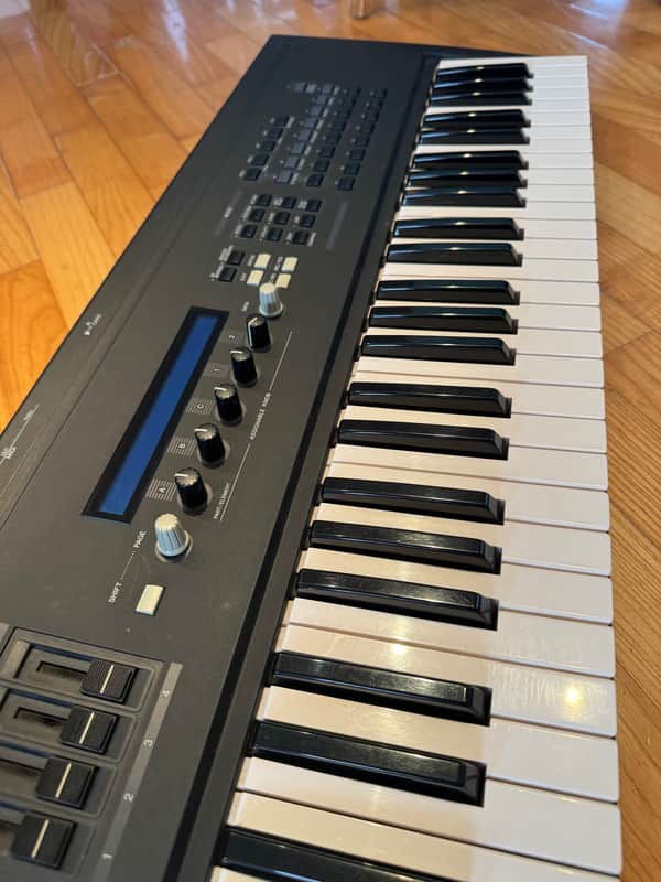 Yamaha S30 Late 80’s - Black image 1