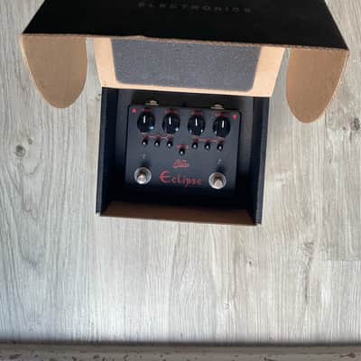 Suhr Eclipse Dual Overdrive/Distortion - New Black Edition image 8