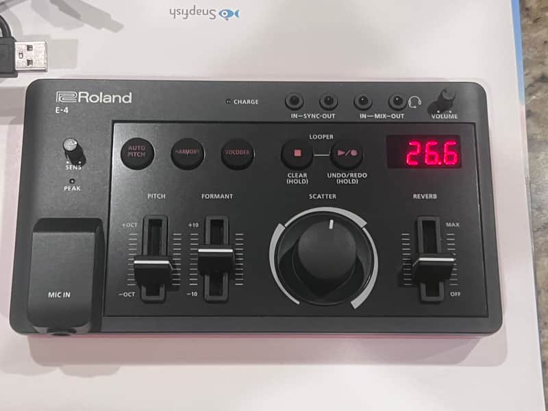 Roland E-4 AIRA Compact Voice Tweaker 2022 - Present - Black image 1