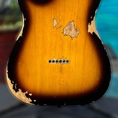 Fender Custom Shop 1952 Telecaster Heavy Relic Big U 2-Tone Sunburst R128105 image 4