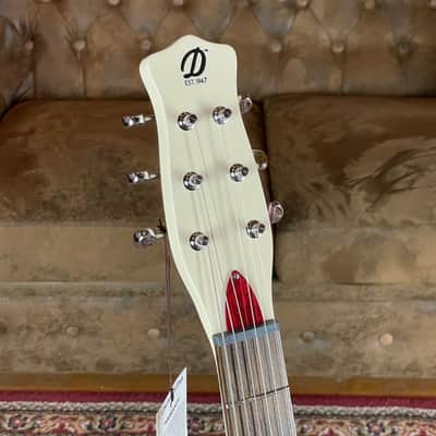 Danelectro 64XT Vintage Cream + 3,286 kg + NEW image 3