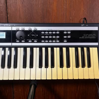 Korg X50 61-Key Synthesizer Keyboard w/ box, power supply 100-240V image 3