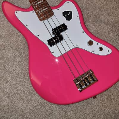 Guitartist Mark Hoppus Signature Jaguar Bass Pickguard - White 3 ply 2023 White 3 Ply ( W / B / W) image 2