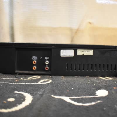 Magnavox CD Player Model CDB-490 image 4