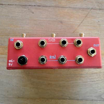 dpFX Pedals - 3 Loop Effects switcher, True-Bypass looper image 2