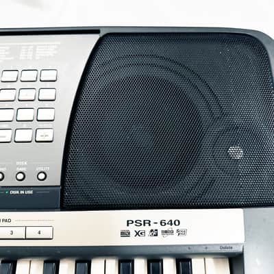 YAMAHA PSR-640 Synthesizer Arranger Workstation Made in JAPAN. Good Condition. Works Great !... image 8