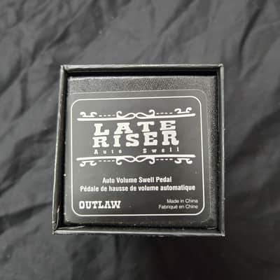 Outlaw Effects Late riser image 7