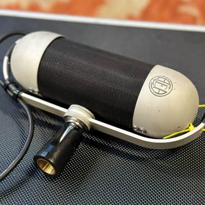 AEA R92 Ribbon Microphone image 8