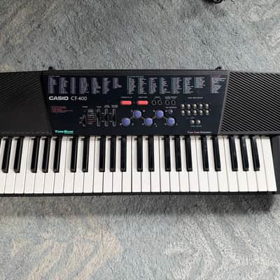 Lo-Fi Gem - Casio CT-400 1980s with Casio stand