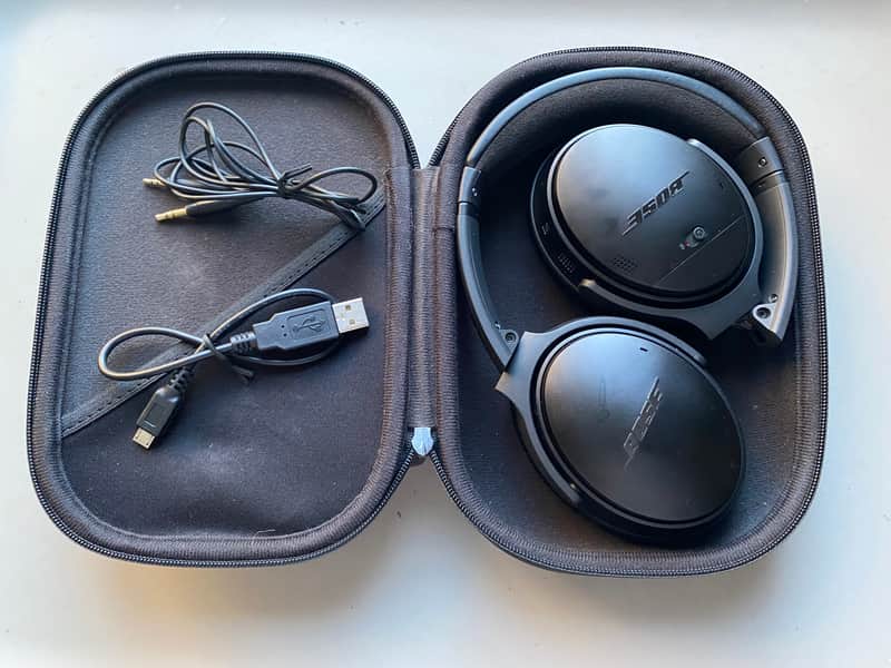 Bose Quietcomfort 35 Series II Wireless Noise Canceling Headphones image 1