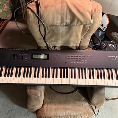 Roland A-80 88-Key MIDI Keyboard Controller 1989 - 1995 - Black