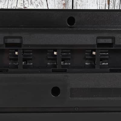 Roland V-Combo VR-09 Performance Keyboard w 2 Controllers Manual & Power Supply image 18