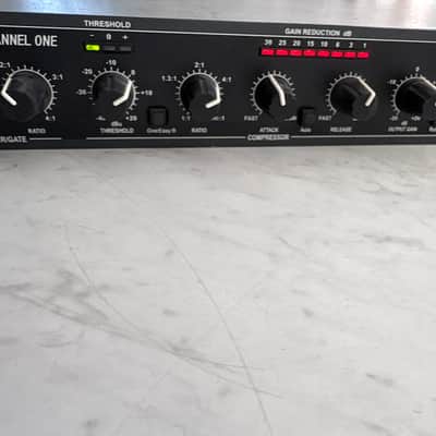 dbx 266XL Stereo Compressor / Limiter 2010s - Black image 3
