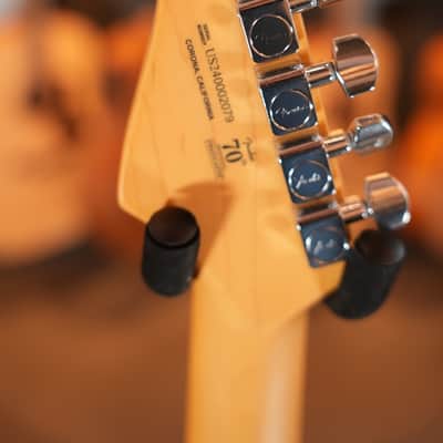 Fender American Professional II Stratocaster with Maple Fretboard 2020 - Present - Miami Blue image 6