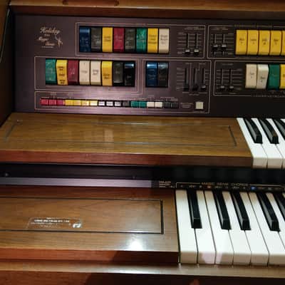 Lowrey Holiday Organ With Magic Genie image 2
