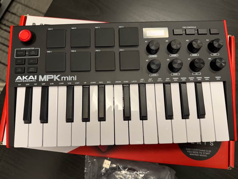 Akai MPK Mini MKIII 25-Key MIDI Controller 2020 - Present - Black image 1