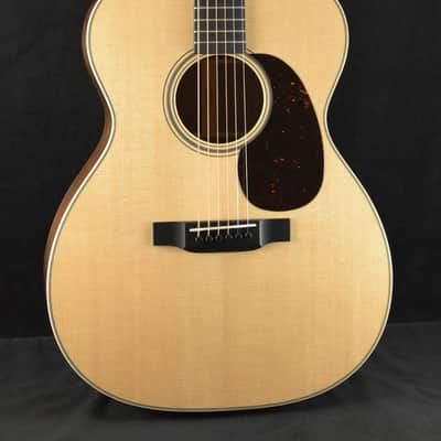 Martin Custom Shop 10CM000BLKWALNUT Auditorium 14-Fret Black Walnut image 1