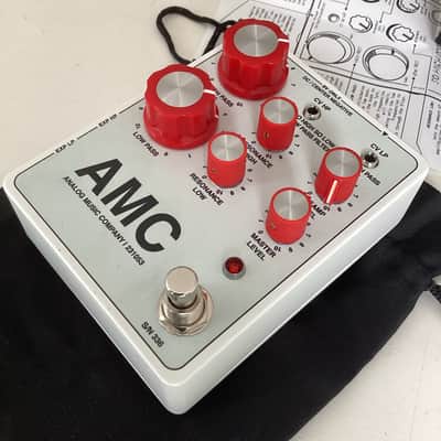 Analog Music Company SHSL So High So Low Preamp + Filter Pedal (White) image 3