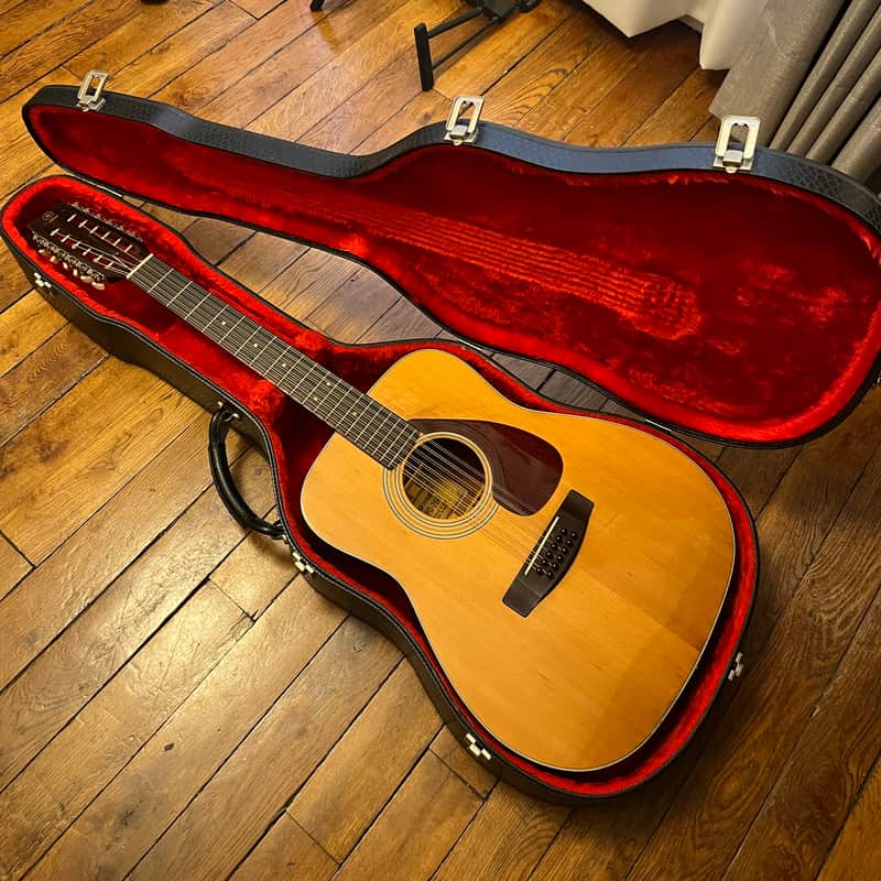 1968 – 1972 Yamaha FG-230 12-String Jumbo Dreadnought Natural