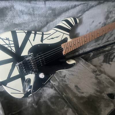 EVH Striped Series Electric Guitar 2013 - White with Black Stripes**ERUPTION!** image 7