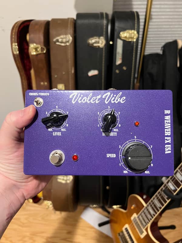 R Weaver FX Violet Vibe 2023 - Violet image 1